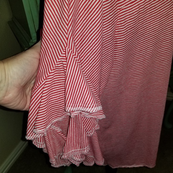 ⭐️Cha Cha Vente Ruffled Sleeve Top - Picture 4 of 5